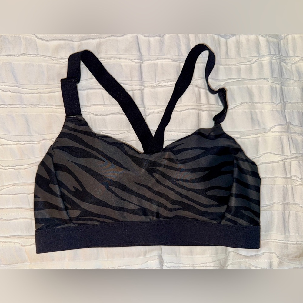 Old Navy Go-Dry Sports Bra